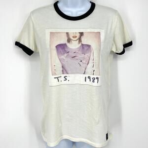 Taylor Swift 1989 World Tour Swiftie Ringer T Shirt 100% Soft Cotton Size M